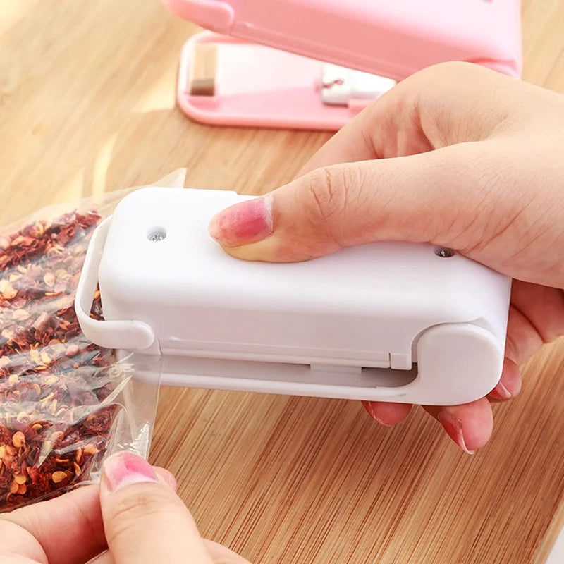 Home Appliance Mini Handheld Plastic Bag Vacuum Sealer Vacuum Packing Machine Food Vacuum Sealing Device Kitchen Accessories