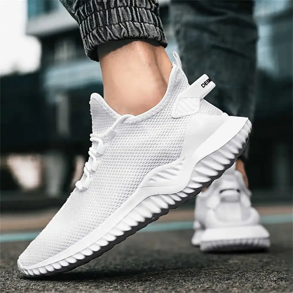 Lightweight Low Shose Casual White Sneakers Mens Running Shoes Jogging Shoes Sports Runner Fitness China Cheap